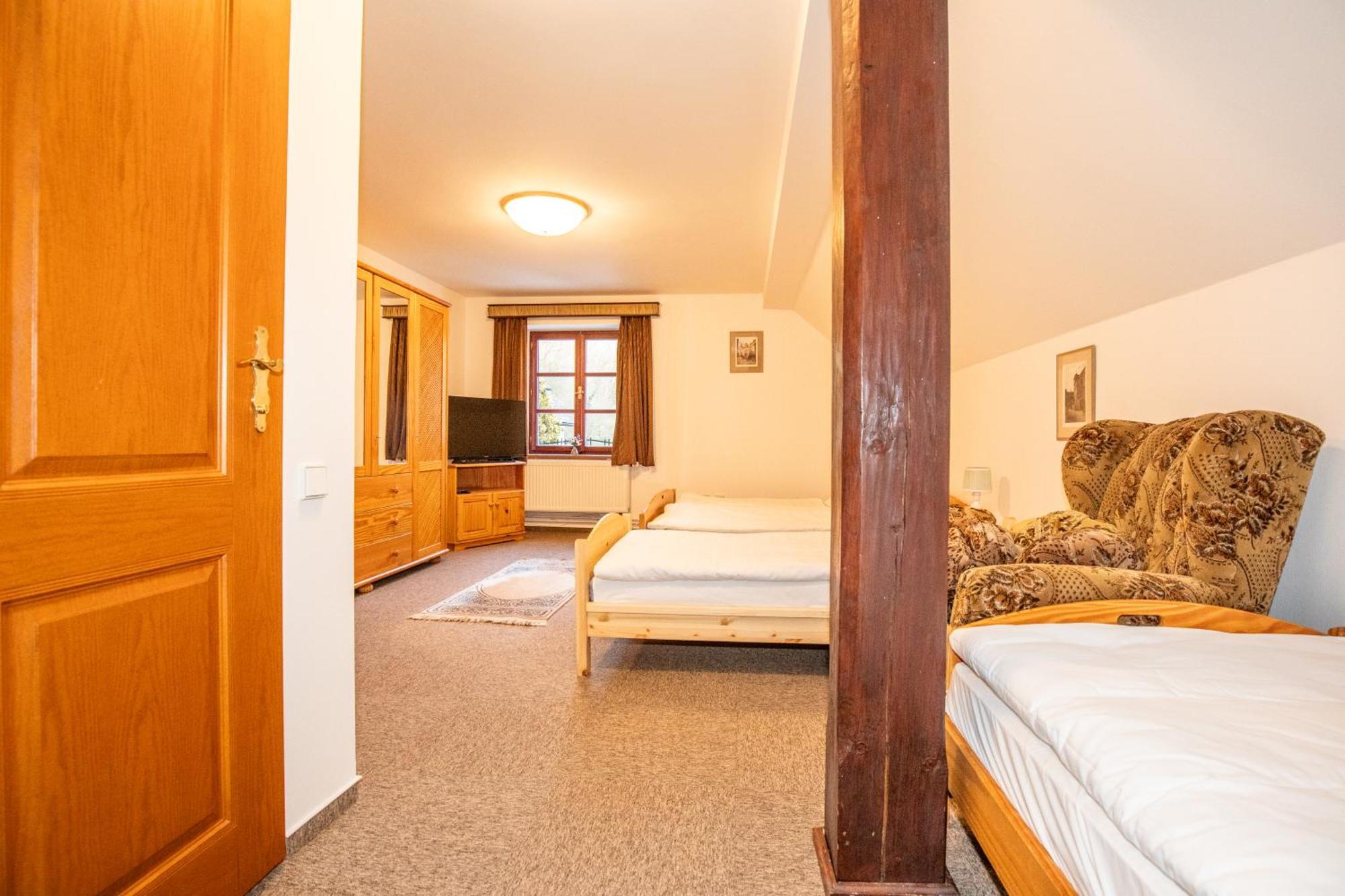 Resort U Jelena Křivoklát Pokoj fotografie