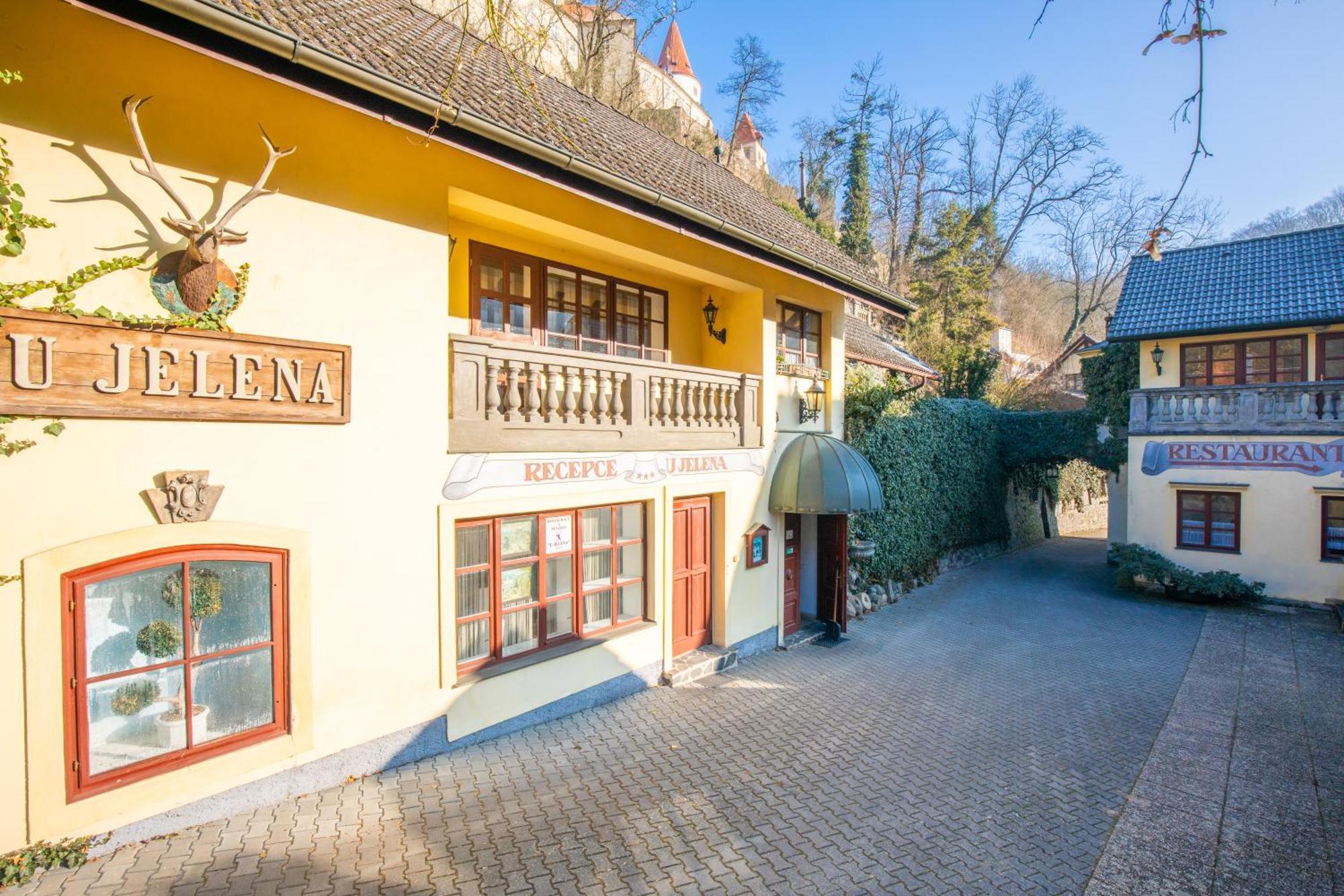 Resort U Jelena Křivoklát Exteriér fotografie