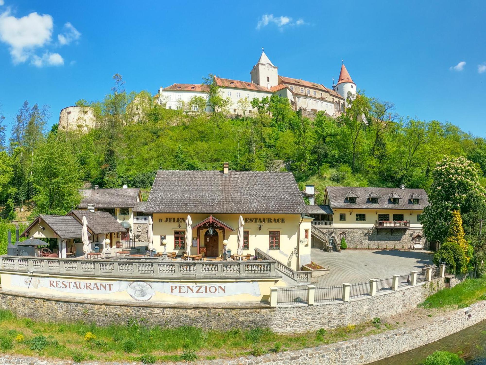 Resort U Jelena Křivoklát Exteriér fotografie