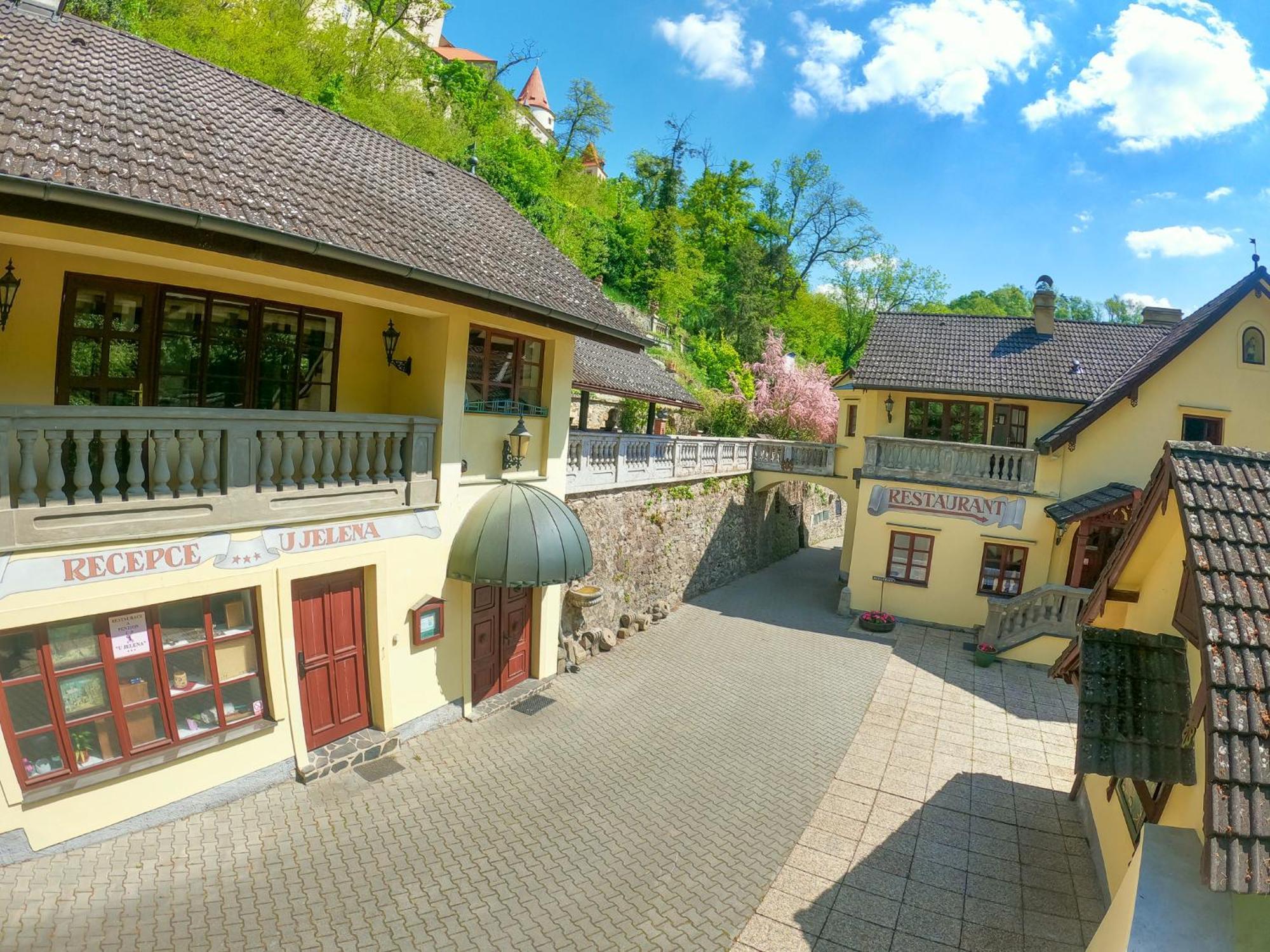 Resort U Jelena Křivoklát Exteriér fotografie
